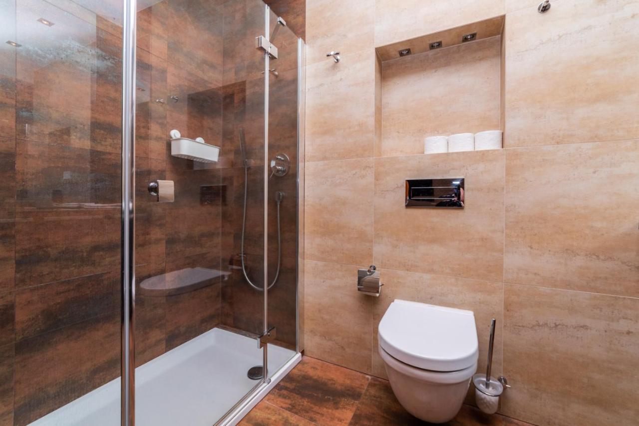 Broadway - Neptun Park By Oneapartments Danzig Exterior foto